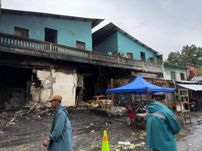 Unas 16 familias que residían en la cuartería de Medina-Concepción fueron evacuadas a tiempo y recibieron apoyo de la alcaldía para alquilar vivienda en otro lugar durante un mes.