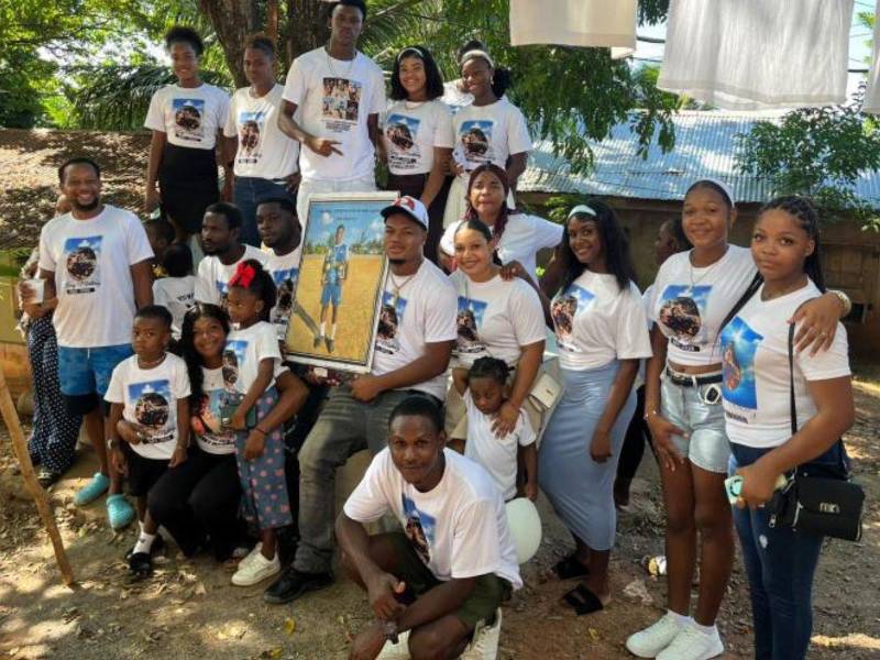 No queremos que la muerte de mi hermano quede en la impunidad: fue el desgarrador clamor de los familiares de Kenny Bredenskie Martínez.
