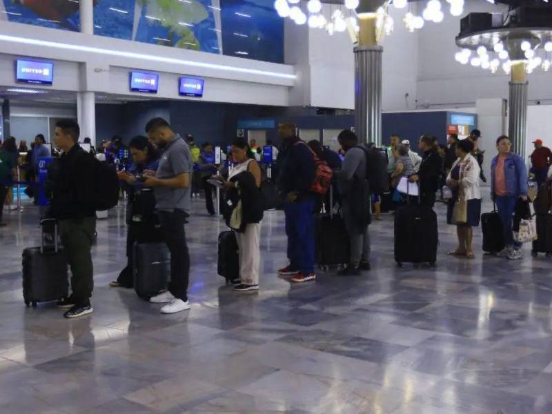 Salud ya no exigirá carnet de vacunación contra el sarampión a viajeros que salgan del país.