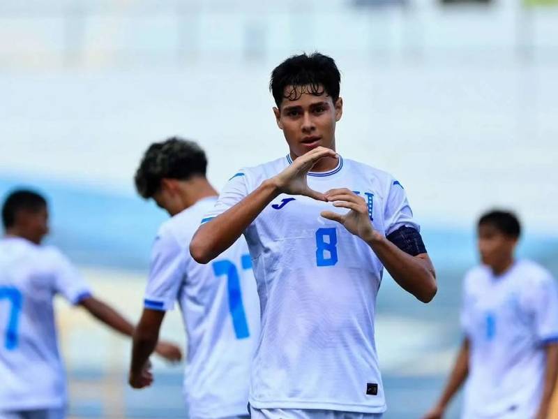 Hendry Ciguenza, capitán de la Sub-16 de Honduras, celebrando su gol que significó el 2-0 ante Puerto Rico.