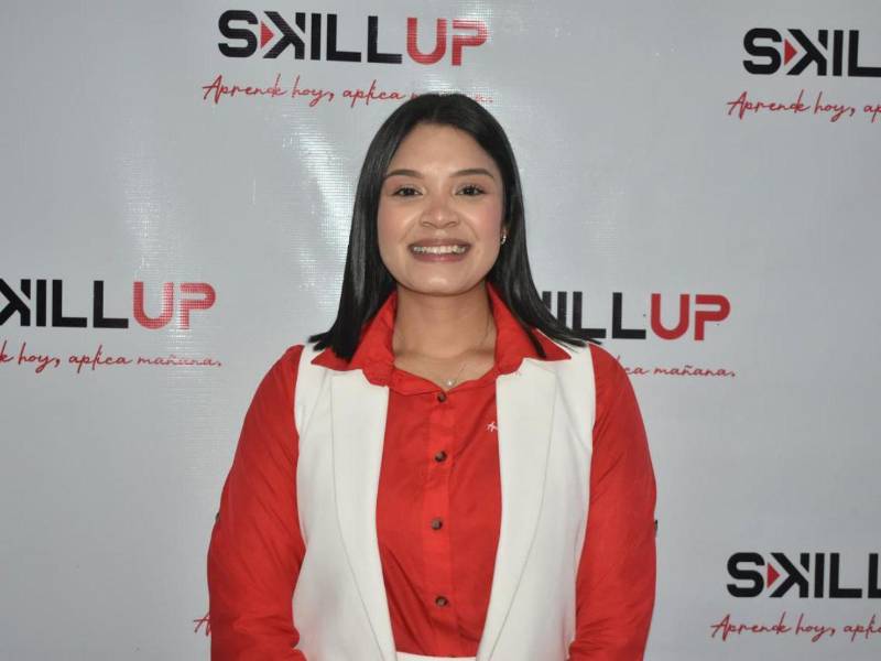 Abigail Ayala, representante de marca de la Academia Skill Up, agradeció a los padres por fomentar el arte en los niños.