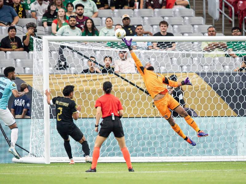 La volada de Edrick Menjívar para salvar a Honduras ante Panamá.