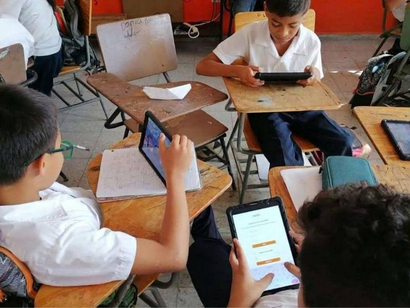 Matific clasifica a las escuelas campeonas por numero, país, presición de promedio y logros hasta la fecha. Honduras ya había figurado en los primeros lugares en la Olimpiada Internacional de Matemáticas Matific 2024, con varios países como México, Ecuador y Panamá.