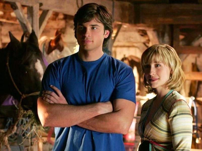 Allison Mack se hizo mundialmente famosa por la serie de televisión de Smallville.
