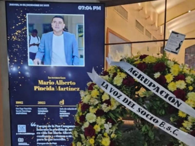 Lamentable: Una de las personas que asistió al funeral del futbolista Mario Alberto Pineida lamentablemente fue asesinada.