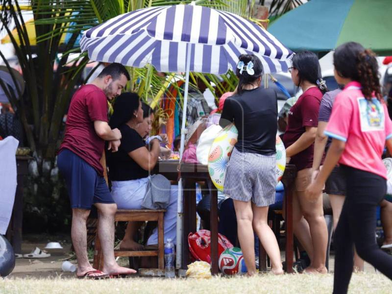 Ambiente playero se activa en Puerto Cortés por Semana Santa