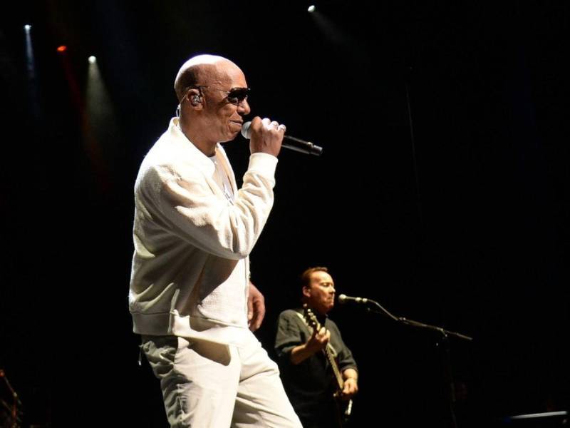 La trayectoria de UB40 ha estado marcada no solo por su impacto musical global, sino también por el reconocimiento de la industria a través de importantes nominaciones en premios internacionales. A lo largo de su carrera, la agrupación ha consolidado su lugar como uno de los referentes del reggae-pop a nivel mundial.