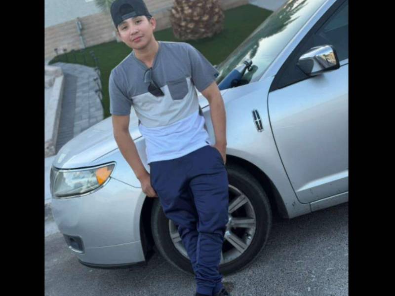 Una profunda consternación embarga a la comunidad hondureña tras confirmarse el trágico fallecimiento del joven compatriota Jairo Nehemias Cruz, de 19 años de edad, quien perdió la vida trágicamente en Nevada, Estados Unidos.
