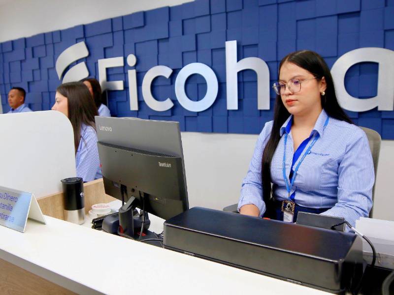 Grupo Ficohsa está integrado por 7,100 colaboradores a nivel regional, de los cuales el 58% son mujeres.
