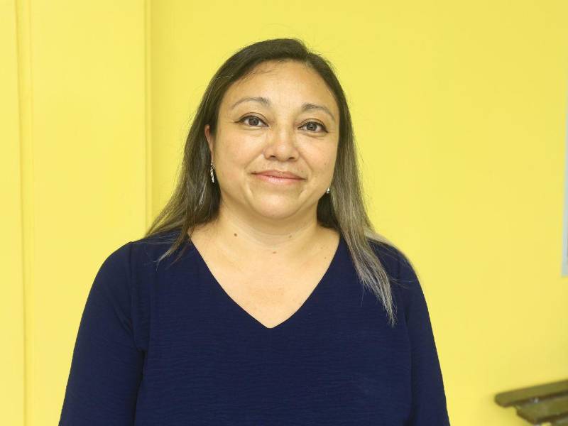 La licenciada Sandra Velázquez, encargada de becas de la Facultad de Ingeniería en la Universidad de San Carlos, señaló que la alianza tiene como propósito fortalecer la colaboración entre ambas instituciones.