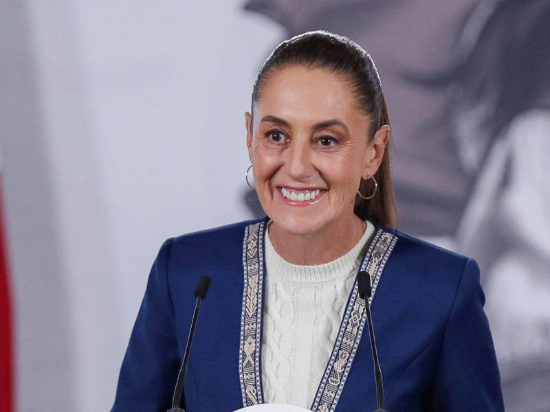 La presidenta de México, Claudia Sheinbaum, reacciona durante una rueda de prensa este miércoles.