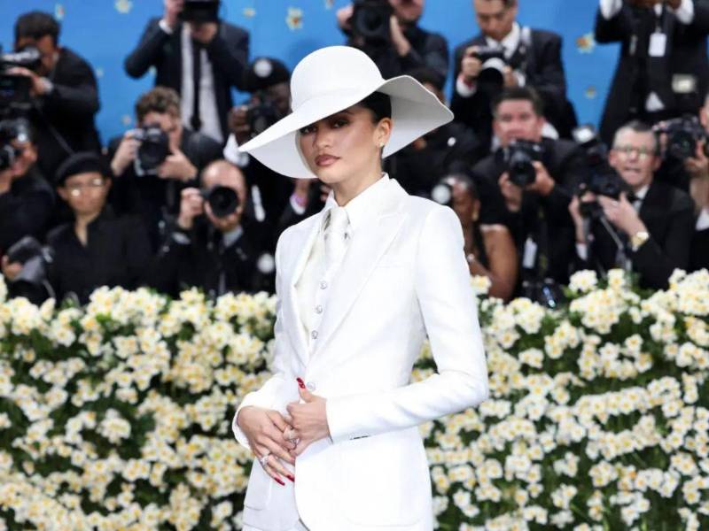 La Met Gala 2026 no solo destaca por su lista de invitados, sino también por las notables ausencias de varias celebridades, algunas por decisión propia y otras por circunstancias personales o profesionales.