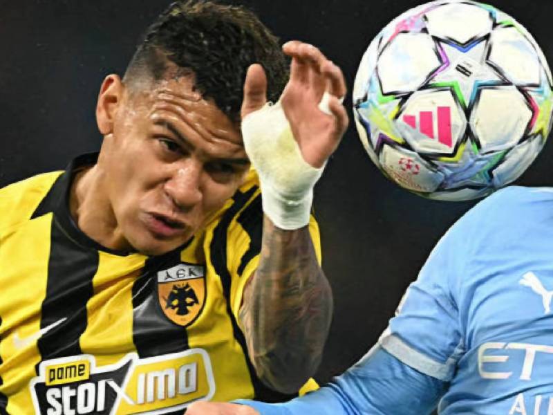Kervin Arriaga fue titular por primera vez en la temporada con el AEK.