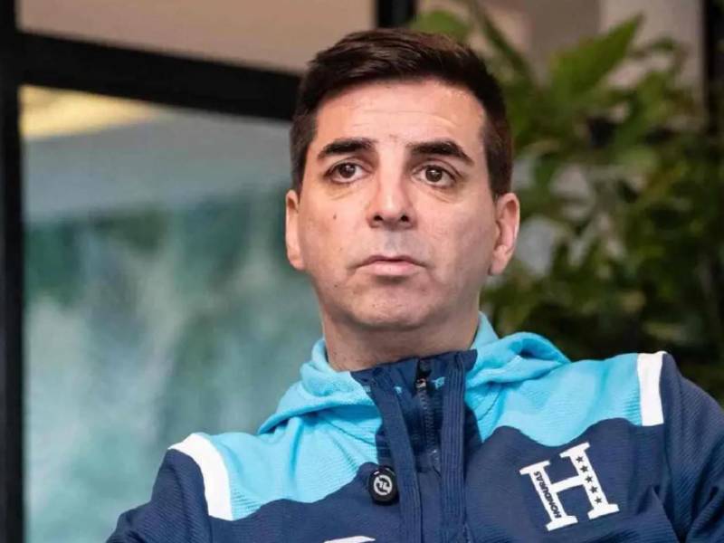 Detrás del éxito que ha convertido a España en una de las grandes potencias del fútbol formativo mundial aparece una figura clave: Francis Hernández, quien fue parte fundamental del proyecto de desarrollo de talento de la selección española.