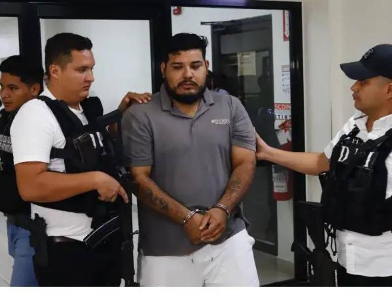 Franklin Eduardo Ramírez Majano confesó que mató al abogado René Altamirano y fue condenado a 20 años de prisión.
