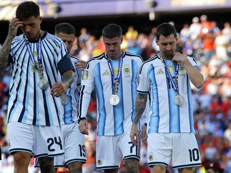 El plantel de jugadores de la Selección Argentina tomó una controversial decisión unánime tras la derrota contra España en el Mundial 2026.