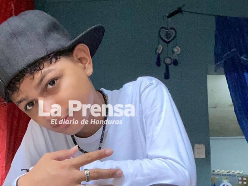 Foto en vida de Albin Esteven Cárcamo Leiva. Tenía 18 años de edad.