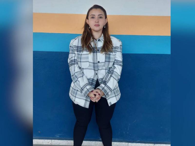 <b>Yosary Yasmin Valle Aguilar, hija de Arnulfo Valle, </b>