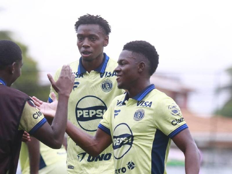 Tras vencer 2-0 al Platense en Puerto Cortés, el ciclón llegó a 19 puntos.