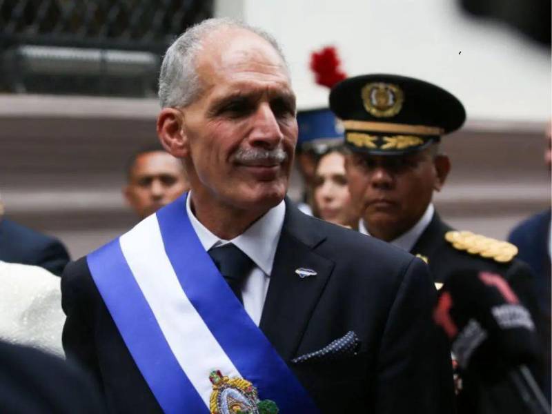 Fotografía de Nasry Asfura durante su toma de posesión el 27 de enero de 2026.