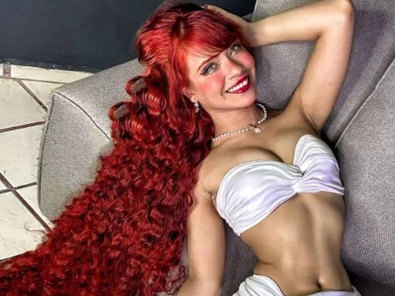 La creadora de contenido mexicana Bella Dueñas encendió las alarmas entre sus seguidores tras difundir un video en el que asegura temer por su vida. Con un mensaje directo y cargado de preocupación, la influencer afirmó que existe la intención de hacerle daño y pidió que su caso no sea minimizado.