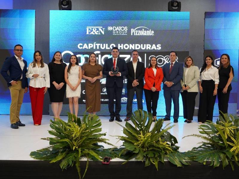 Grupo Financiero Atlántida logró la distinción “Triple Confianza Honduras”, que lo consolida como Empresa, Marca y Líder de Alta Confianza en el país.