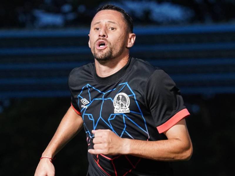 Nicolás Dibble hace dupla en el ataque de Olimpia con Jorge Benguché.