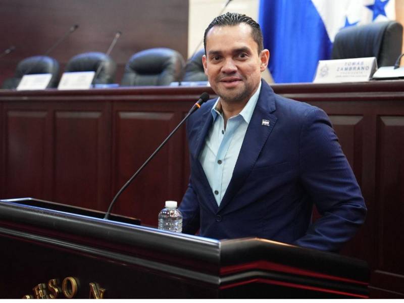 Tomás Zambrano, presidente del Congreso Nacional.