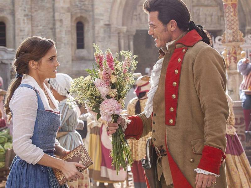 En la película de 2017, Emma Watson protagonizó una versión musical, y Luke Evans se encargó de encarnar al personaje, aunque la revista Variety aseguró que otro actor se encargará de darle vida en la nueva película.