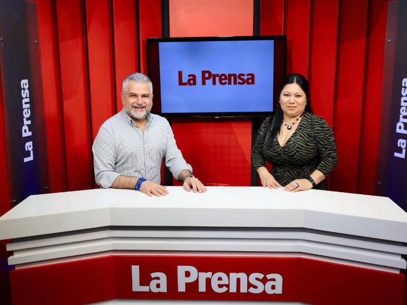 Júnior Yaudet Burbara en el set de diario LA PRENSA.