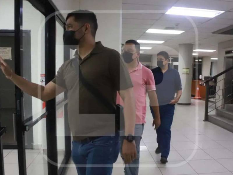 Piden prisión preventiva para agentes de la Daet acusados de tráfico de drogas y obstrucción de la justicia