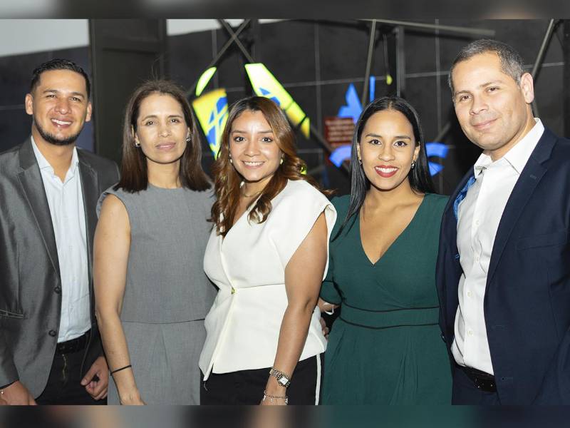 Liderazgo e innovación: ejecutivos de Banco CUSCATLAN presentan la nueva App CUSCATLAN HN