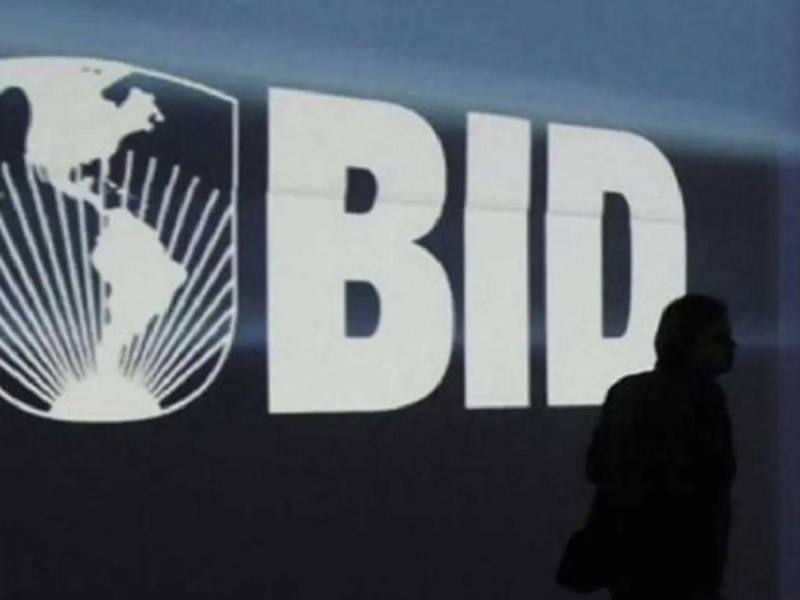 El préstamo de inversión incluye 42 millones de dólares provenientes del Capital Ordinario del Banco, con un plazo de 25 años.
