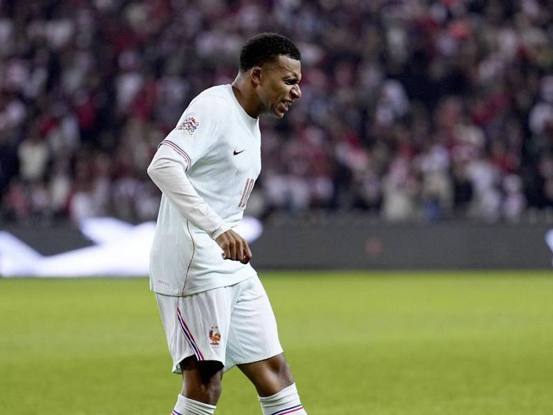 Kylian Mbappé se lesionó en el primer partido de la era Zidane con Francia ante Turquía en la UEFA Nations League.