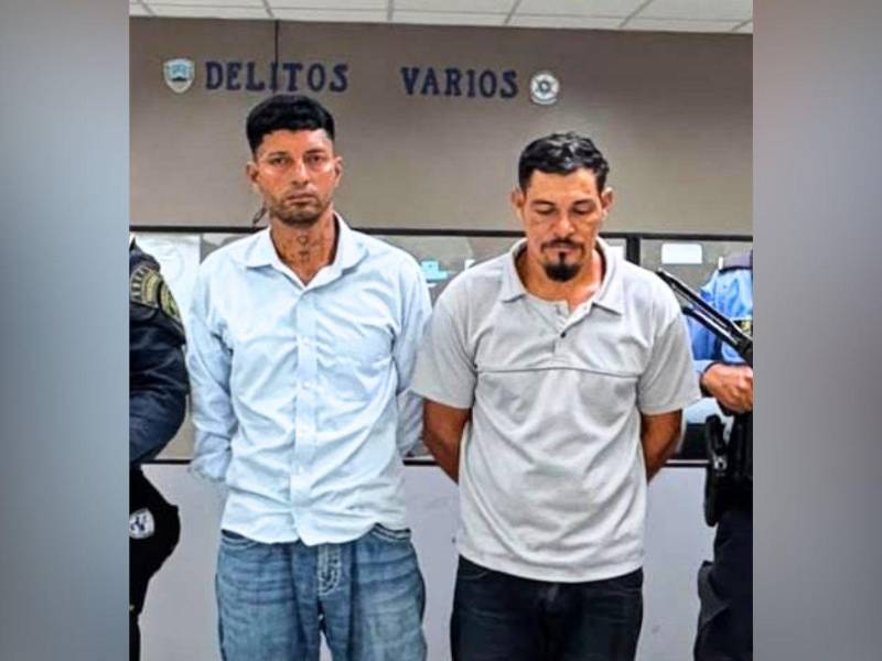 Dos de los tres supuestos miembros de la organización delictiva.