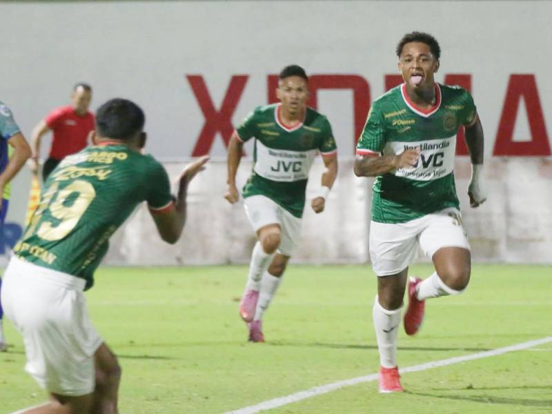 Así festejó Cristian Sacaza su golazo para el 0-2 del Marathón contral el Olancho FC.