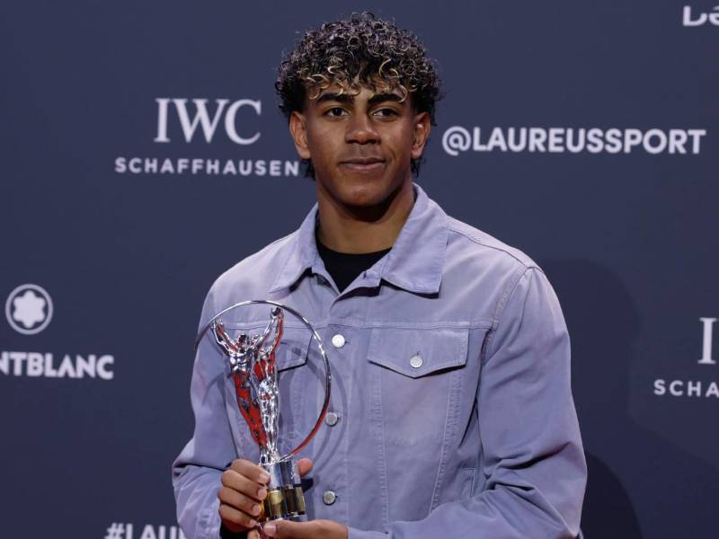 Yamal posa este lunes tras ser distinguido como Mejor Deportista Joven del Año en la gala de los premios Laureus World Sport 2026, los galardones más prestigiosos del deporte internacional, celebrada en el Palacio de Cibeles.