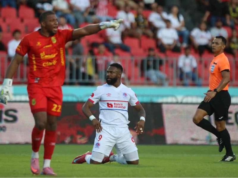Olimpia y Real España juegan esta noche en el Nacional por la jornada 10 del Clausura 2026.