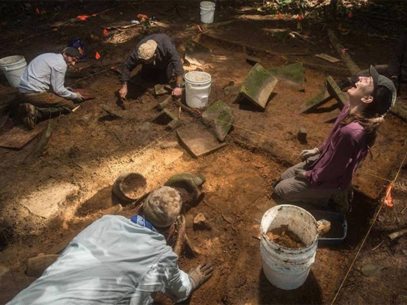 En 2025, una expedición terrestre conjunta (integrada por el equipo de Elkins, científicos del IHAH y personal de las Fuerzas Armadas de Honduras) confirmó los hallazgos.