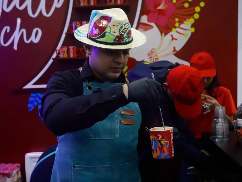 Cerca de un centenar de empresas participan exhibiendo sus productos y seervicios en la segunda edición de Cafexpo.