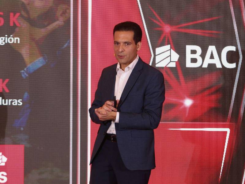 Carlos Handal, Presidente Ejecutivo de BAC Honduras, señaló que con este evento la institución reafirma su propósito de reimaginar la banca para generar prosperidad en las comunidades donde operan.