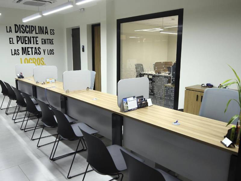 Esta moderna sede forma parte de su estrategia regional de crecimiento, incorporando espacios diseñados para optimizar la atención al cliente