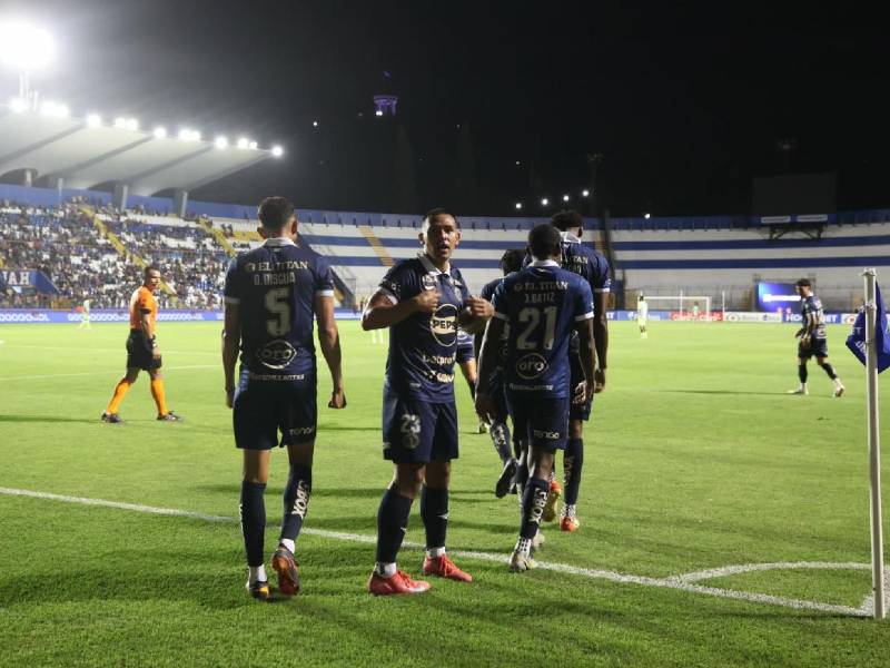 Motagua recibe este sábado a los Potros en el Estadio Nacional.