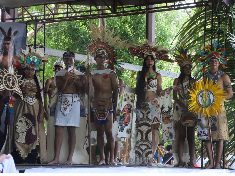 El JTR realizó la tradicional elección de la India Bonita y el Indio Guapo.