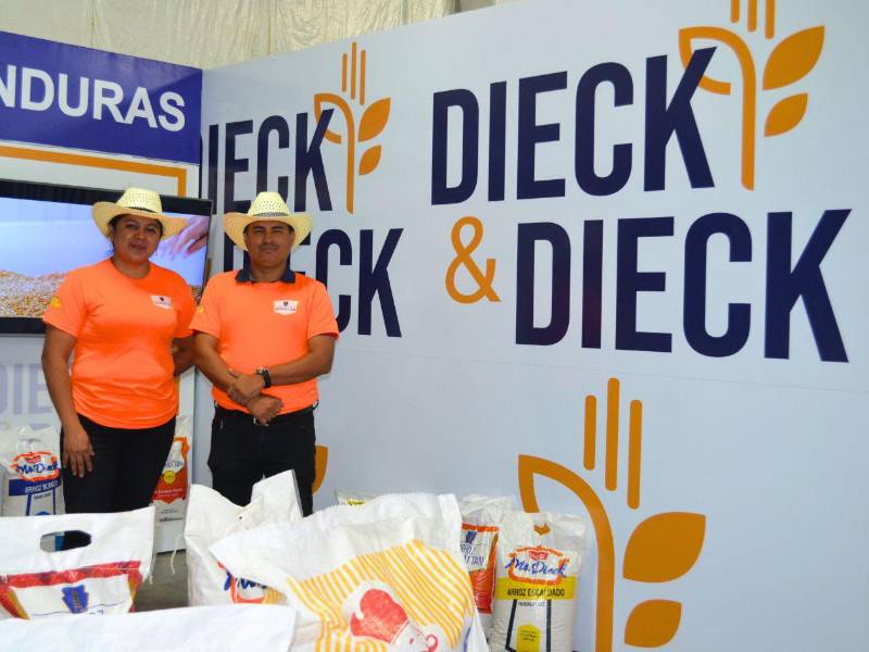 Stand de Dieck &amp; Dieck en el Campo Agas.
