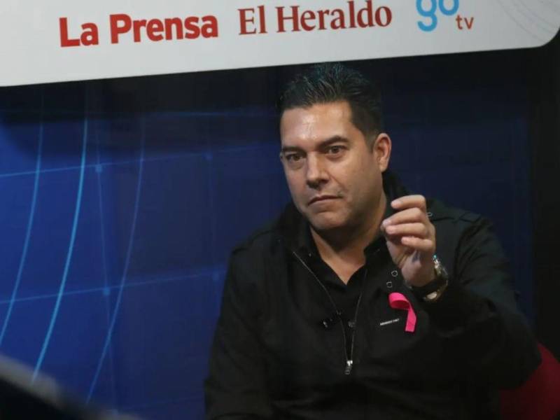 Juan Diego Zelaya, del Partido Nacional, tiene el 37.95% de los votos, seguido por Jorge Aldana, del partido Libertad y Refundación (Libre) el 37.81%.