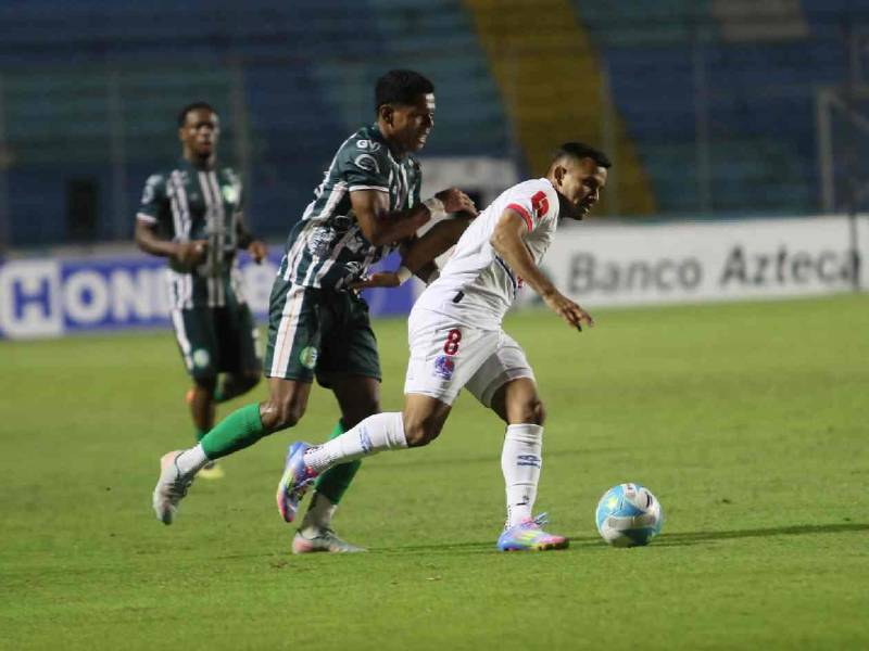 Los canecheros evitaron el triunfo del Olimpia en el Nacional.