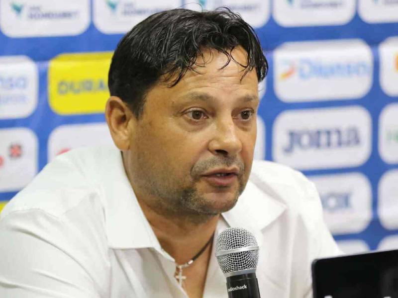 Jeaustin Campos en conferencia de prensa luego del triunfo del Real España sobre Motagua.