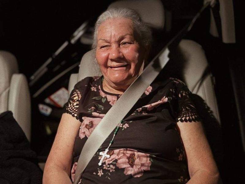 Julia Benítez fue liberada del Centro de Detención Eloy el jueves por la noche, después de que se hiciera público su deterioro de salud.