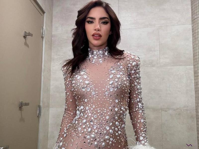 La influencer, cantante y creadora de contenido Kimberly Loaiza se encuentra en el ojo del huracán por la situación familiar que atraviesa actualmente. Y es que su madre fue hospitalizada tras sufrir un infarto, y fue sometida a una intervención quirúrgica urgente.